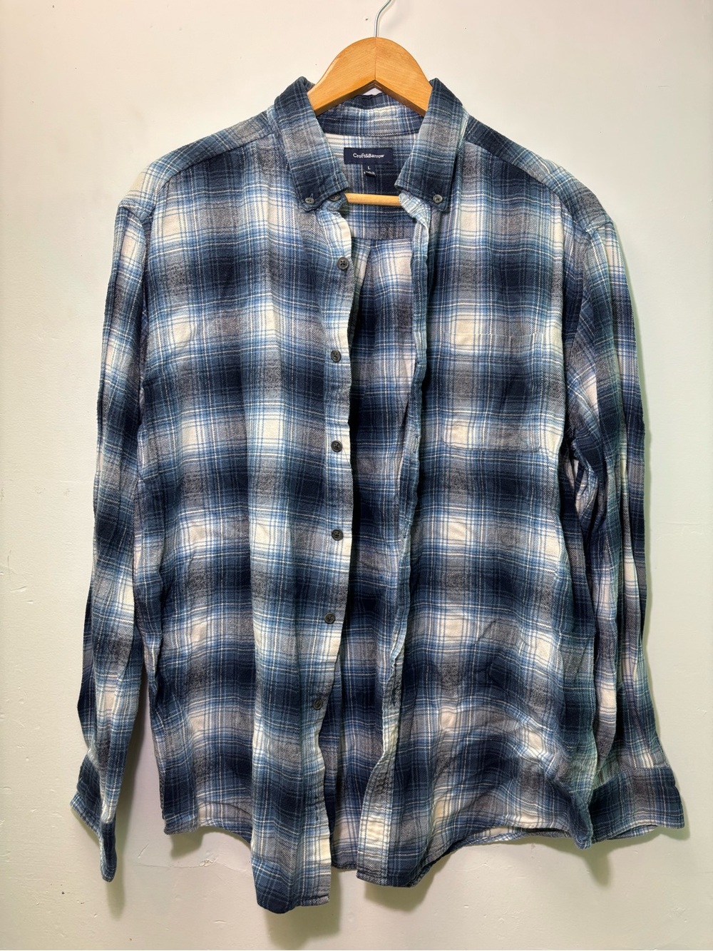 Croft & Barrel Women's Navy Plaid Button-Down Shirt